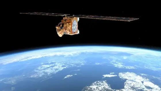 Debris field i rymden - Hur skyddar vi våra satelliter?