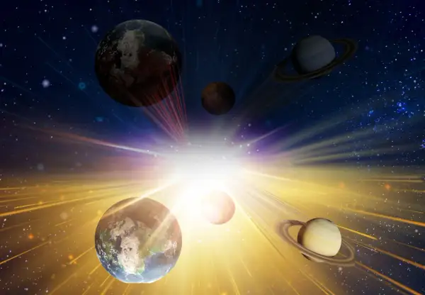 Planeter och stjärnor i ett kosmiskt skådespel, där en stor beng av ljus lyser upp universum.